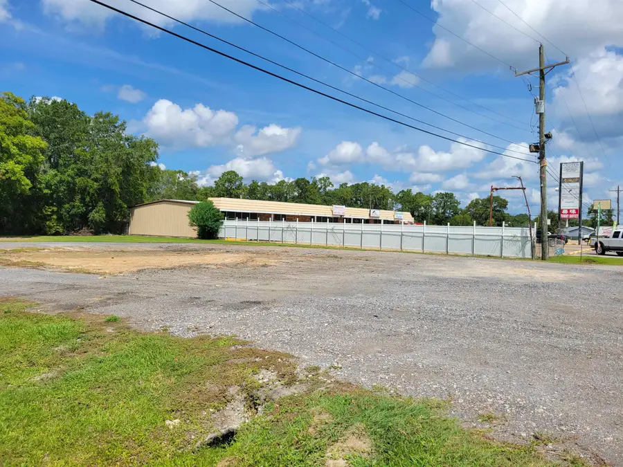 1392 Hwy 96 S, Lumberton, TX 77657 - #2