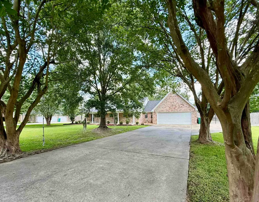 1000 Hickory Trails, Orange, TX 77632 - #2