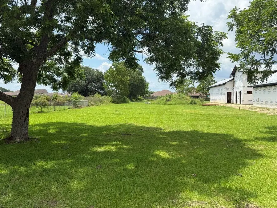 7948 GREEN AVENUE, Nederland, TX 77627 - #2