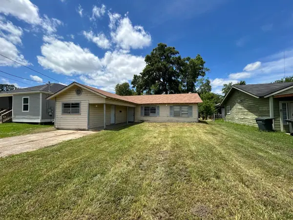 3107 corley, Beaumont, TX 77701