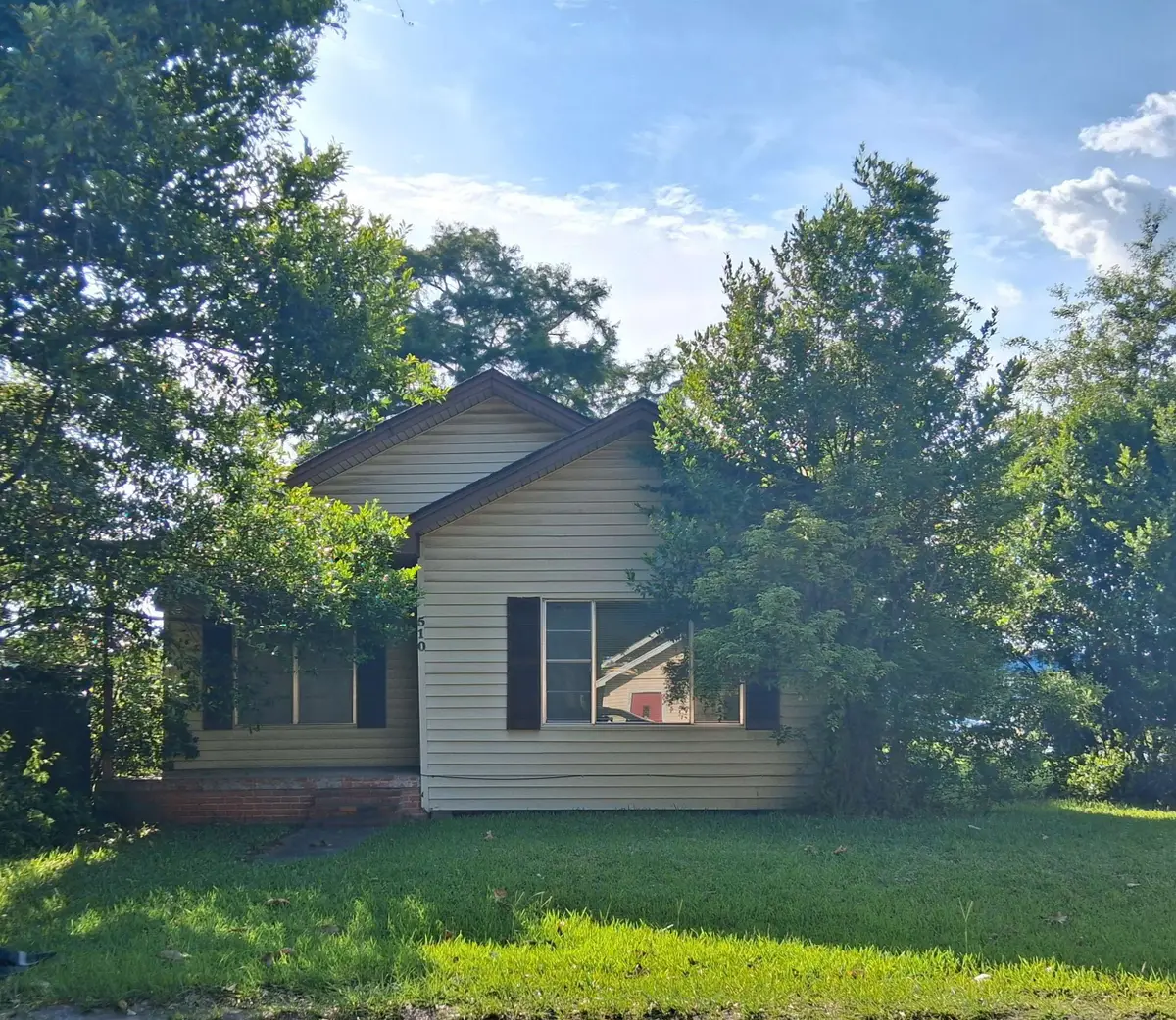 510 South 4th Street, Silsbee, TX 77656 - #1