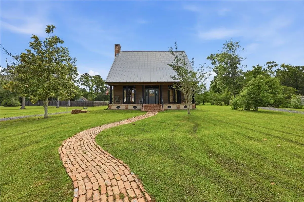 6923 Horseshoe Bend, Orange, TX 77630-3302 - #1