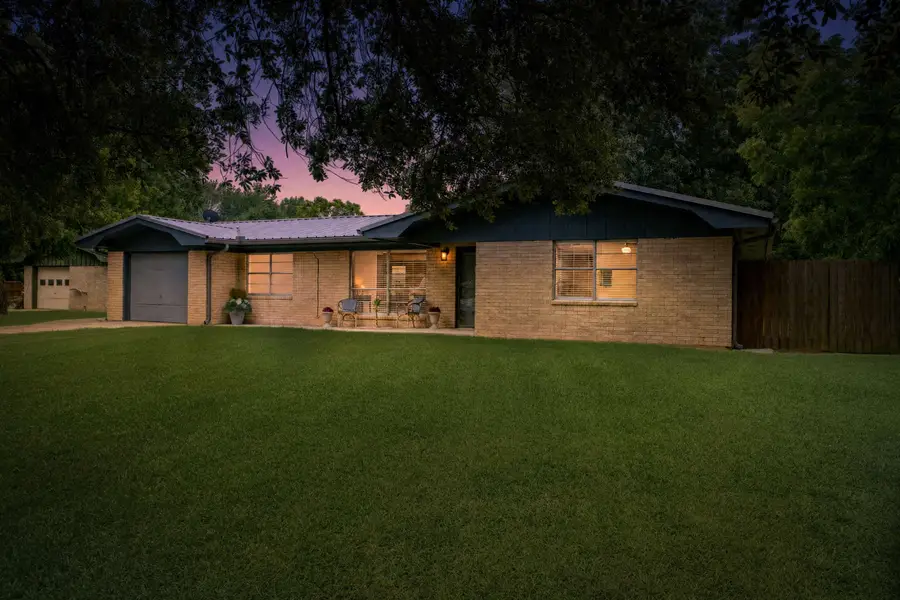 15366 Jackie Rd., Hamshire, TX 77622 - #2