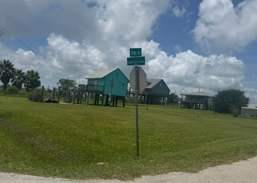 1723 Galveston, Port Bolivar, TX 77650 - #2