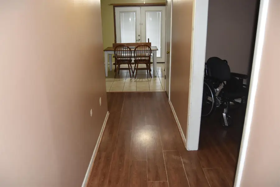 115 Reynolds Ln, Vidor, TX 77662 - #2
