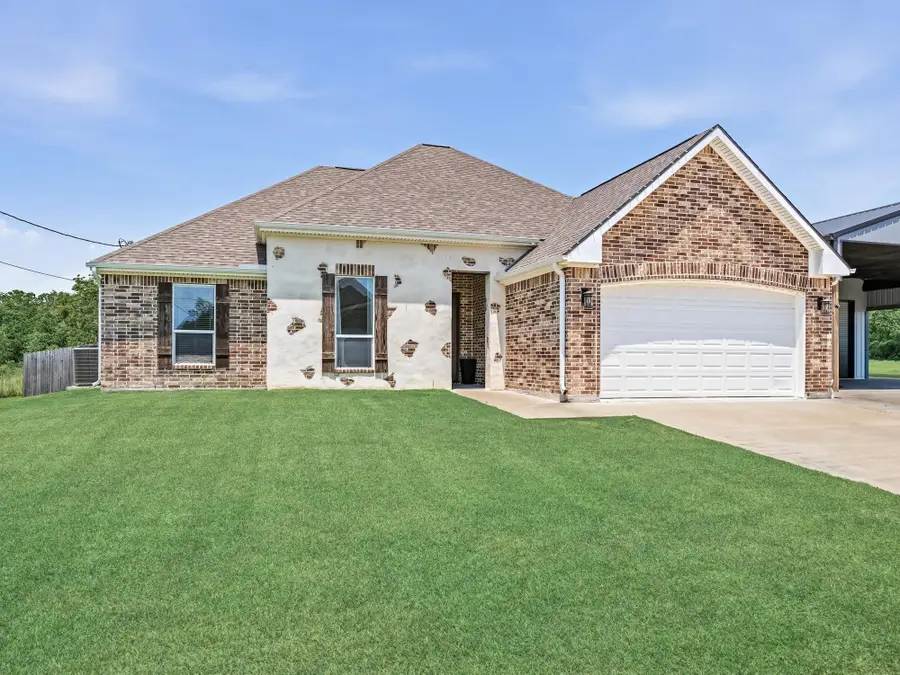 945 Amber Kay, Bridge City, TX 77611 - #2