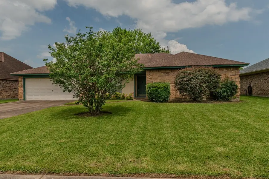 2734 13th St, Port Neches, TX 77651 - #2