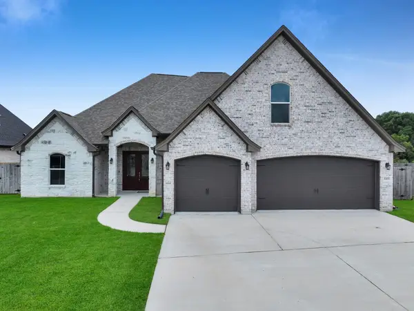 6165 Carrie, Beaumont, TX 77713