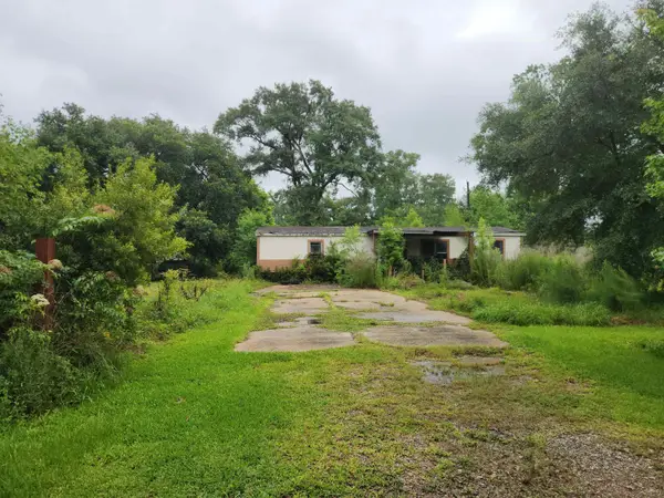 10159 Peck, Lumberton, TX 77657