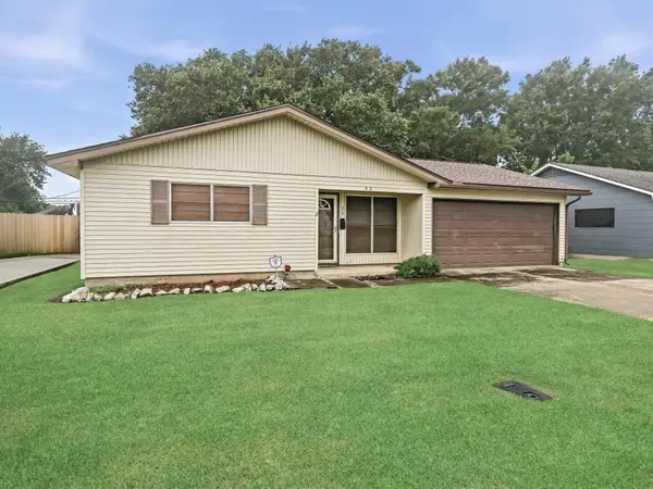 312 S 1ST 1/2 Street, Nederland, TX 77627