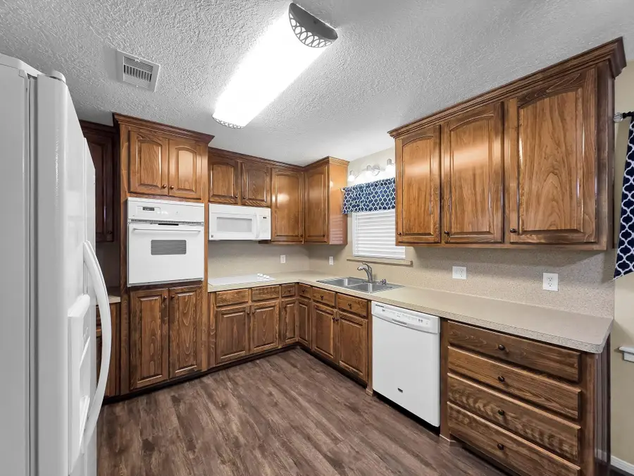 9344 US HWY 69 S, Warren, TX 77664 - #3