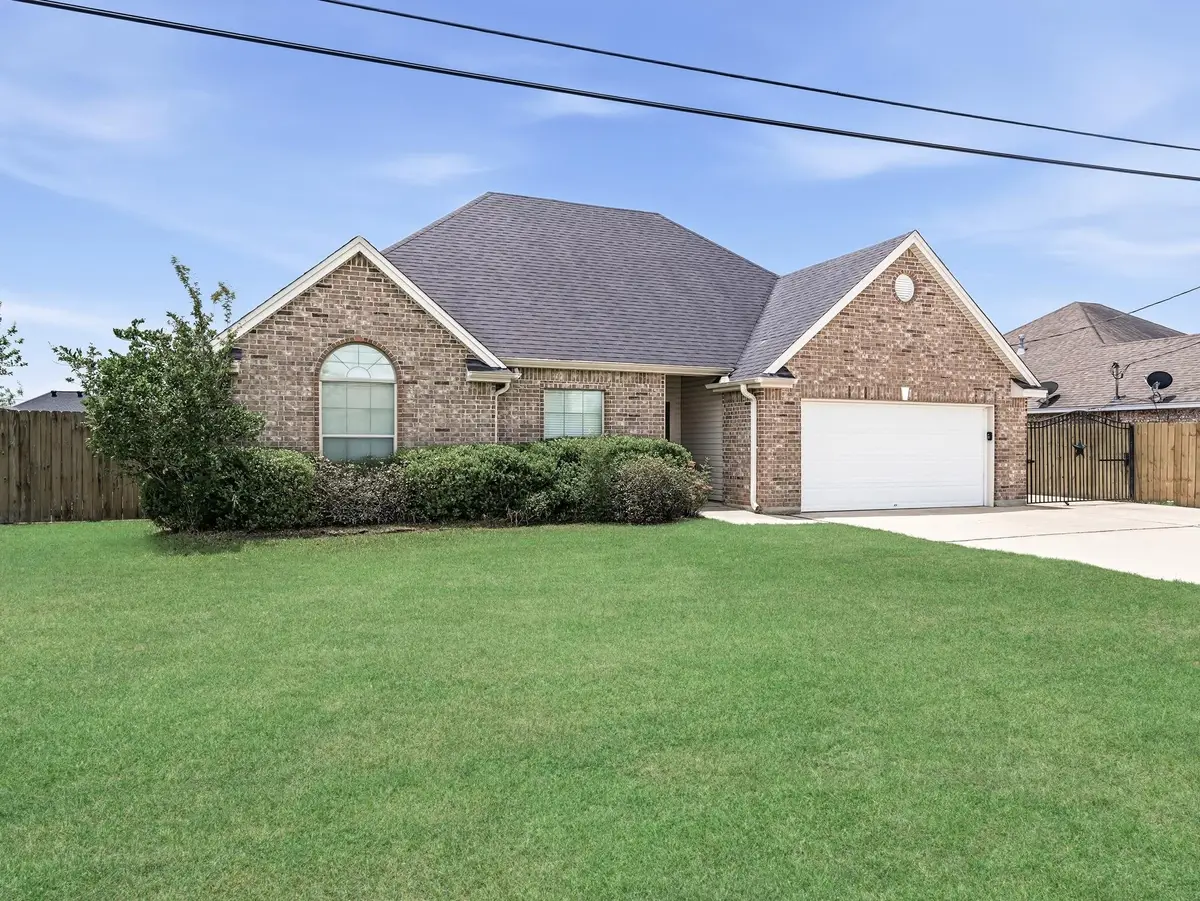5425 Westmeadow Lane, Lumberton, TX 77657 - #1