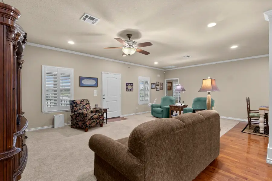 5545 S 11th Avenue, Sabine Pass, TX 77655 - #3