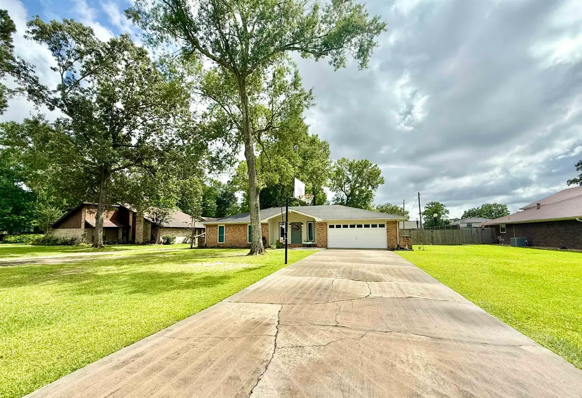6009 Hazelwood, Orange, TX 77632 - #1