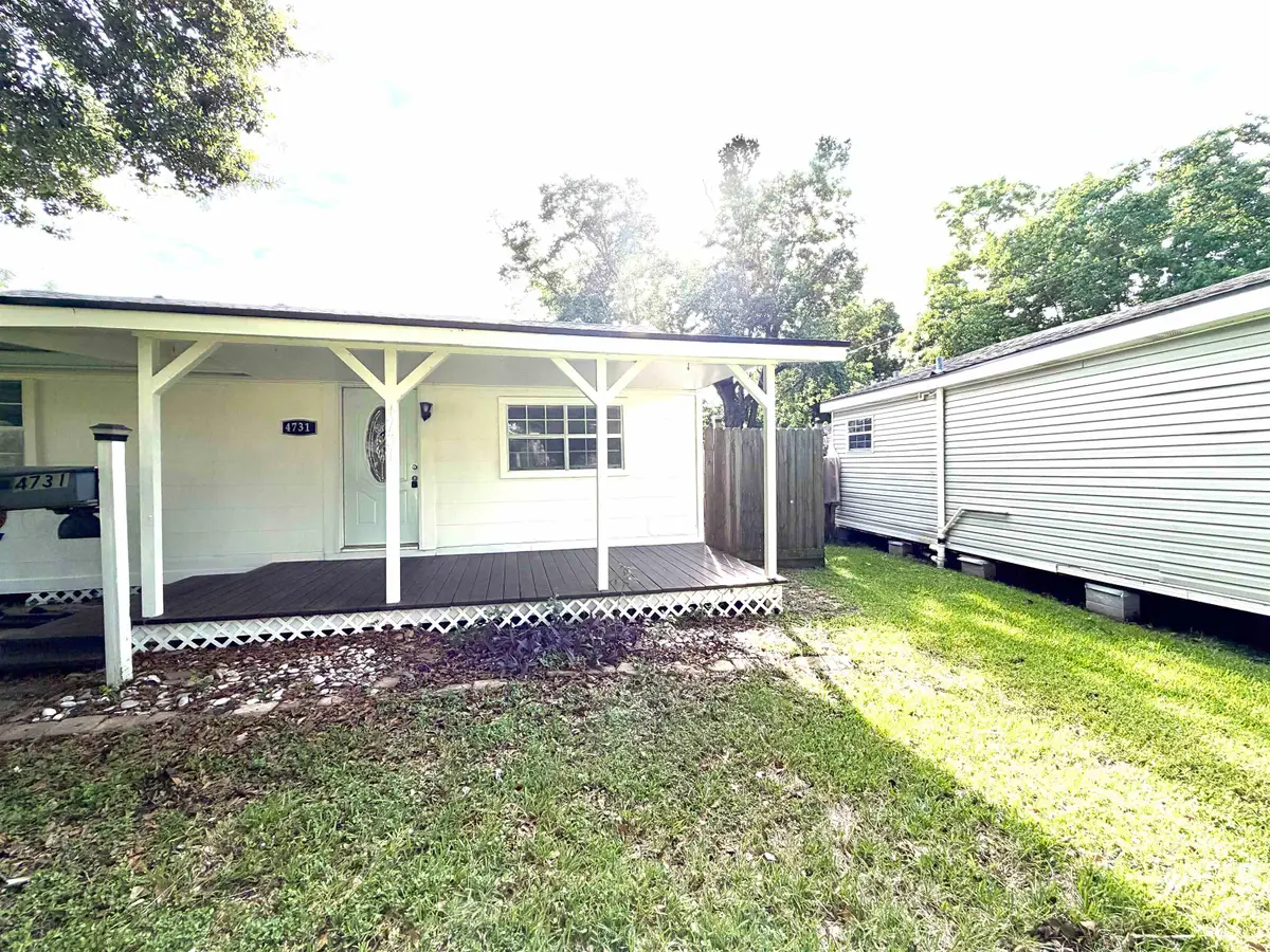 4731 Harrison, Groves, TX 77619 - #1