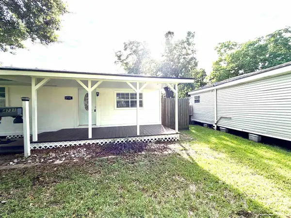 4731 Harrison, Groves, TX 77619
