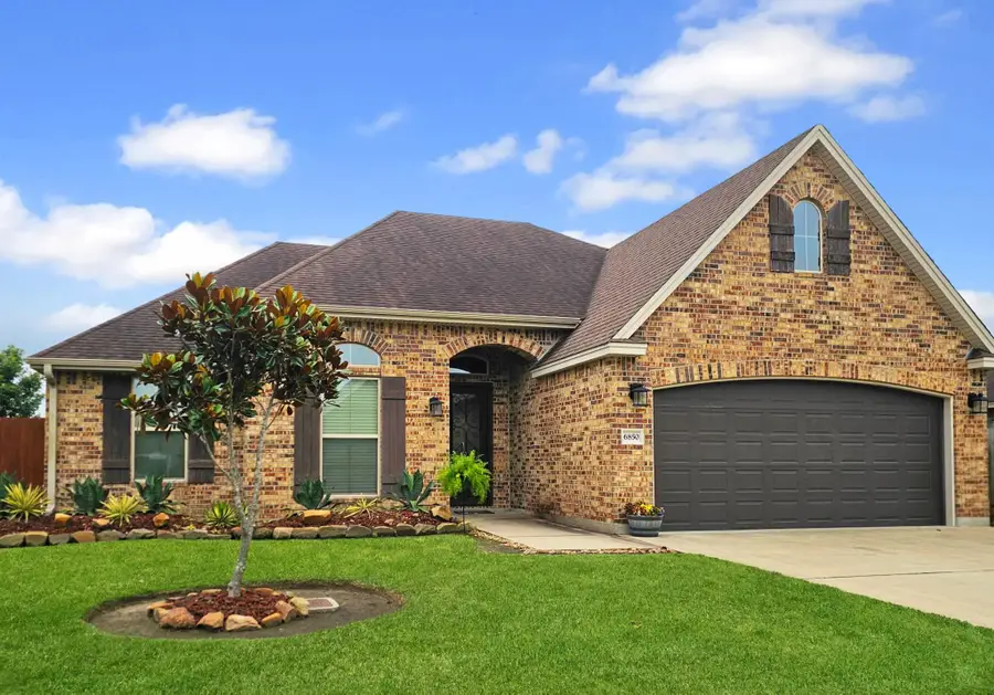 6850 Woodridge Dr, Lumberton, TX 77657 - #3