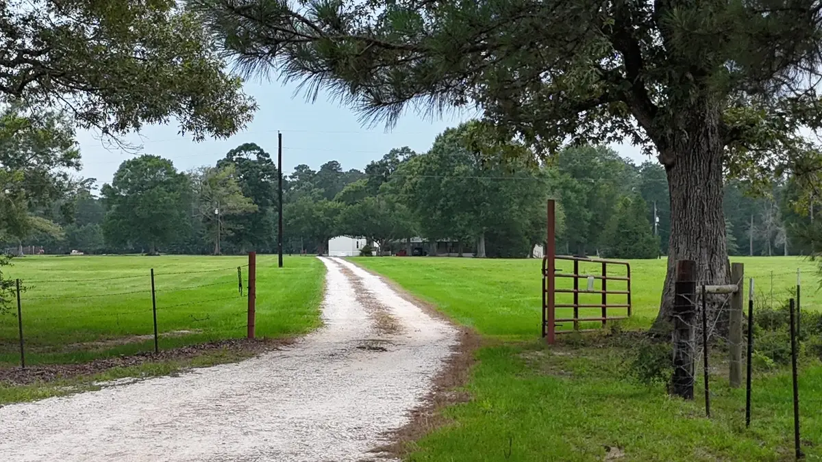 1028 CR 721, Buna, TX 77612 - #1