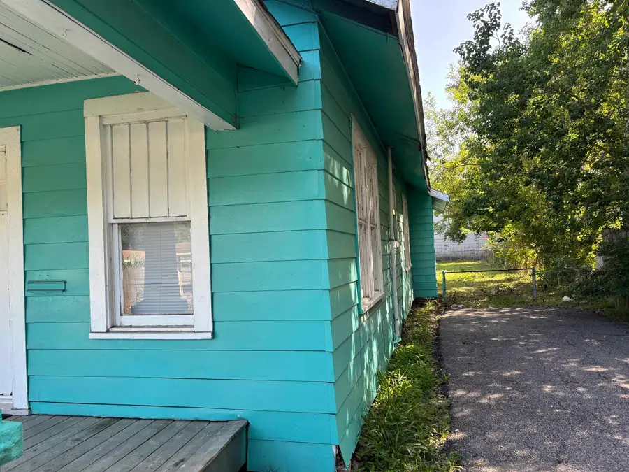 2020 SNIDER AVENUE, Port Arthur, TX 77642 - #2