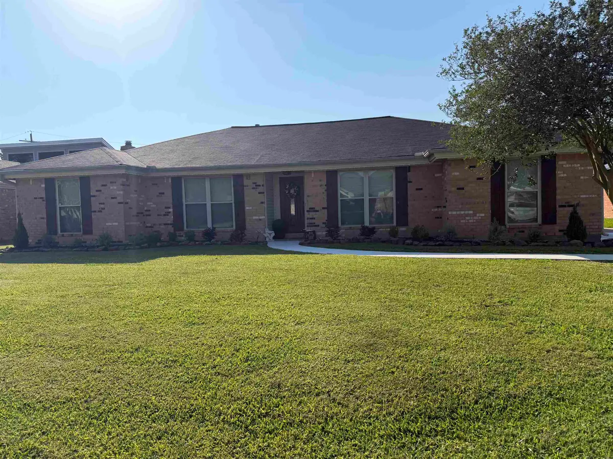 1908 Avenue J, Nederland, TX 77627 - #1