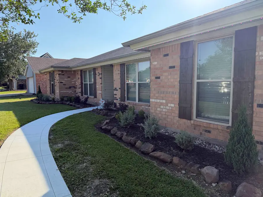 1908 Avenue J, Nederland, TX 77627 - #3