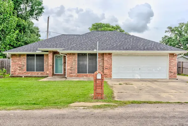 5410 Anselmo, Groves, TX 77619