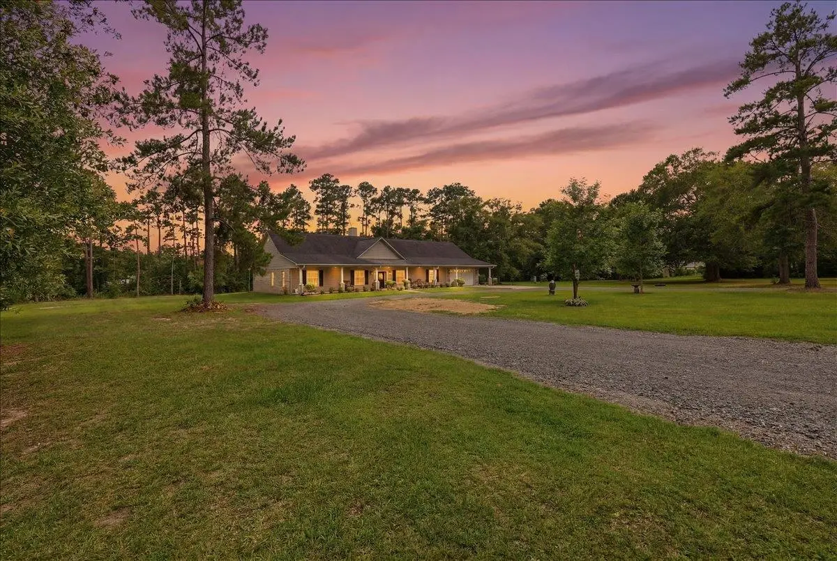 5655 ESTERWOOD DR., Kountze, TX 77625 - #1