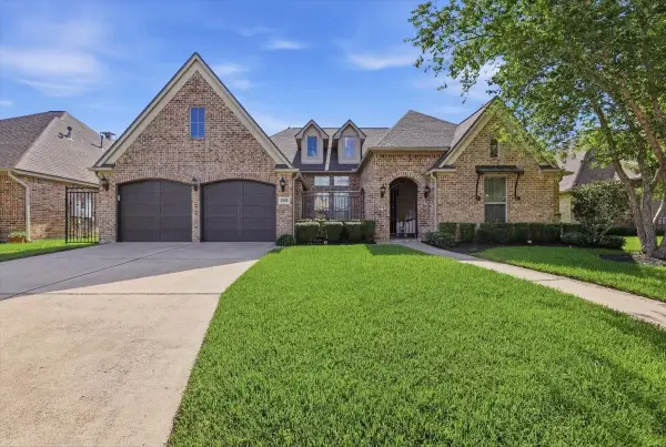2593 Sunflower Ln, Beaumont, TX 77713