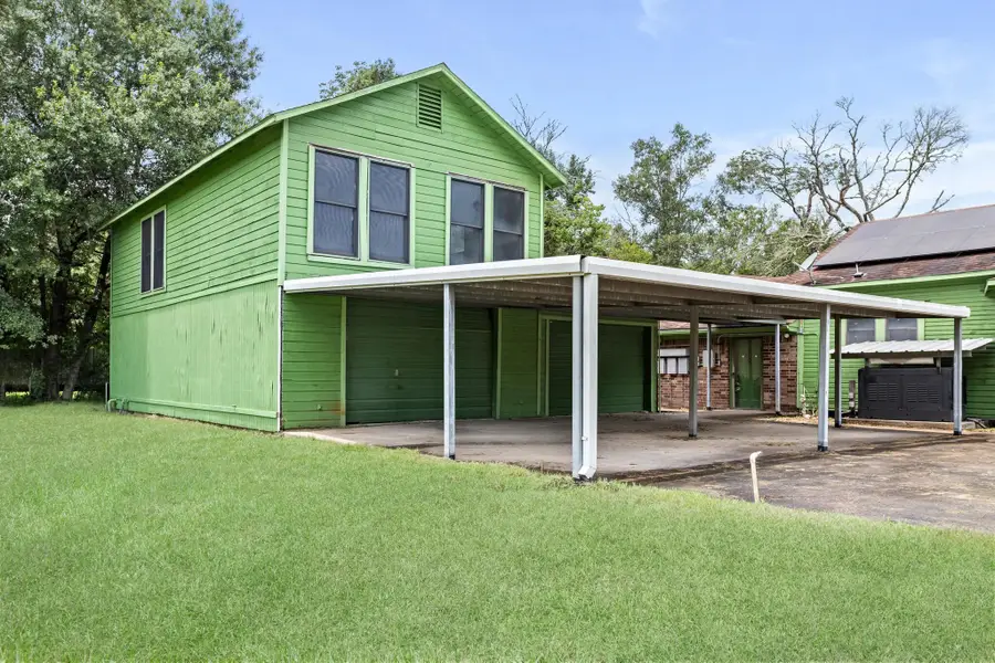 8265 Maple St, Orange, TX 77632 - #2
