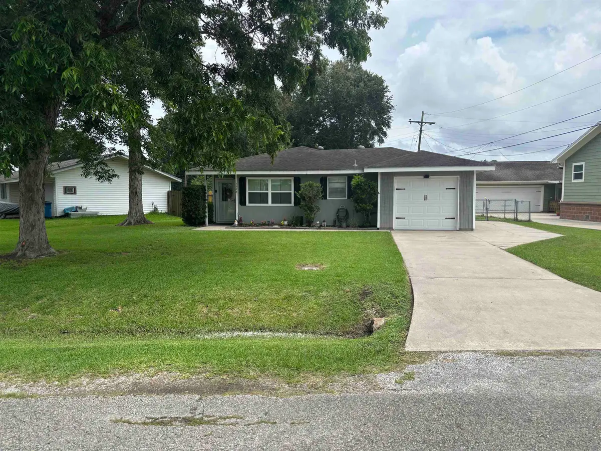 1503 Lamar Ave, Nederland, TX 77627 - #1