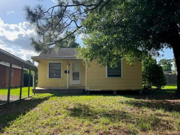 716 Hardy Avenue, Nederland, TX 77627