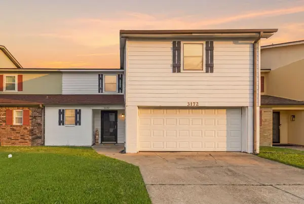 3172 Andes St., Port Neches, TX 77651