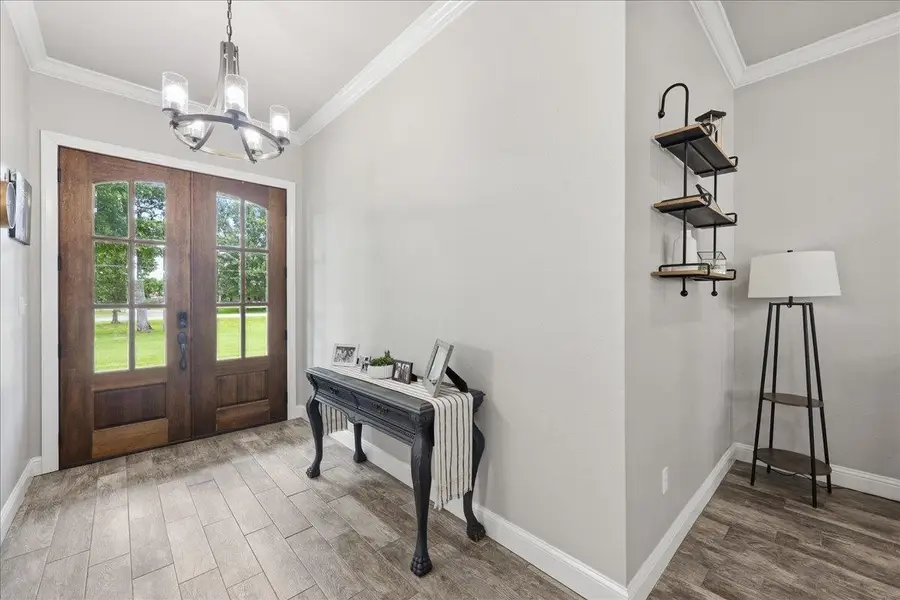 6410 Hazelwood Dr, Orange, TX 77632 - #2
