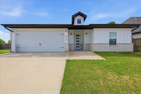 4410 Emerlyn Lane, Port Arthur, TX 77642
