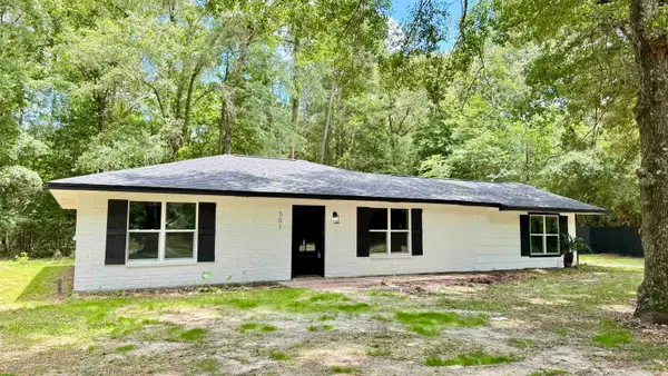 501 Aspen Street, Village Mills, TX 77663