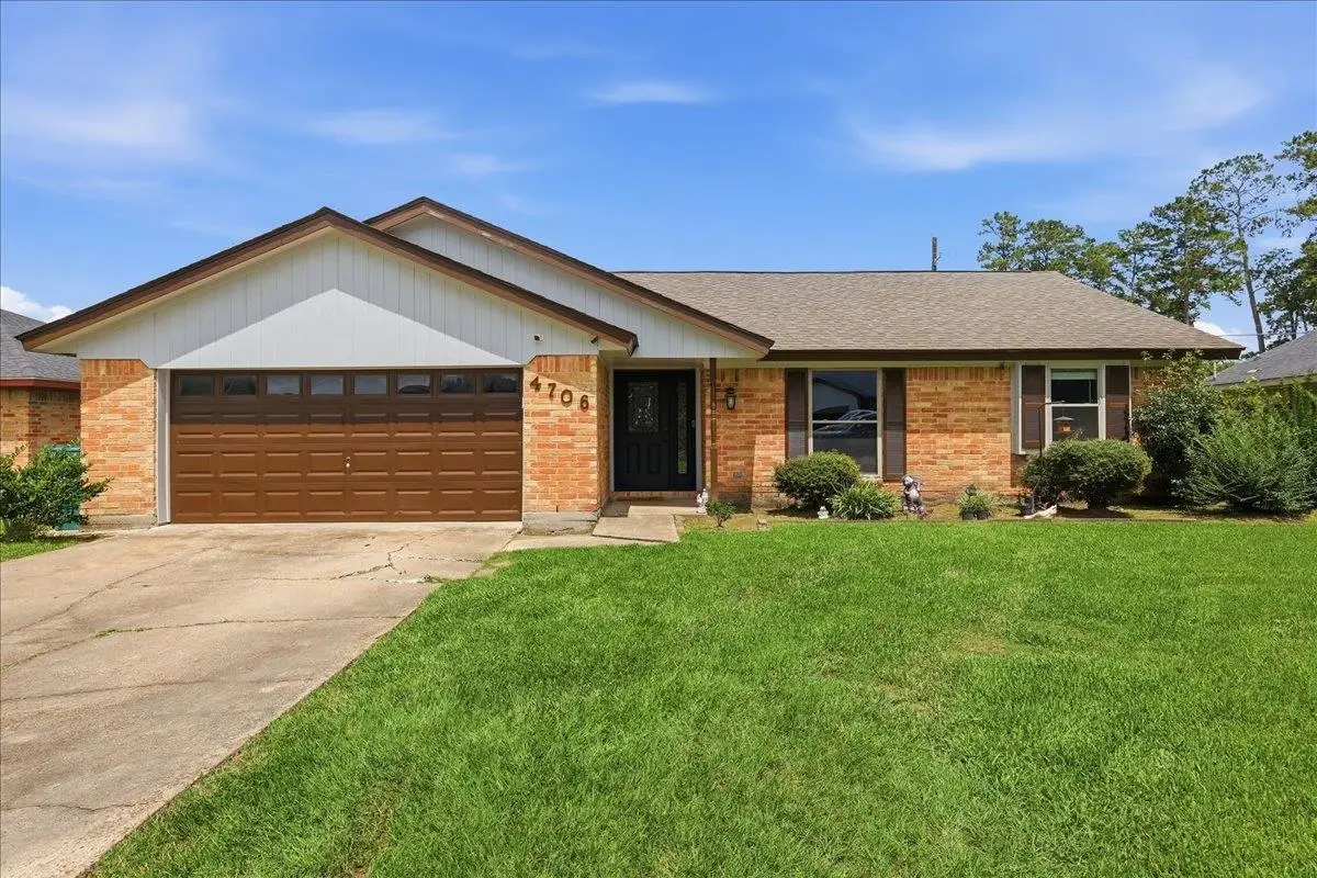 4706 Oak Valley, Orange, TX 77632 - #1
