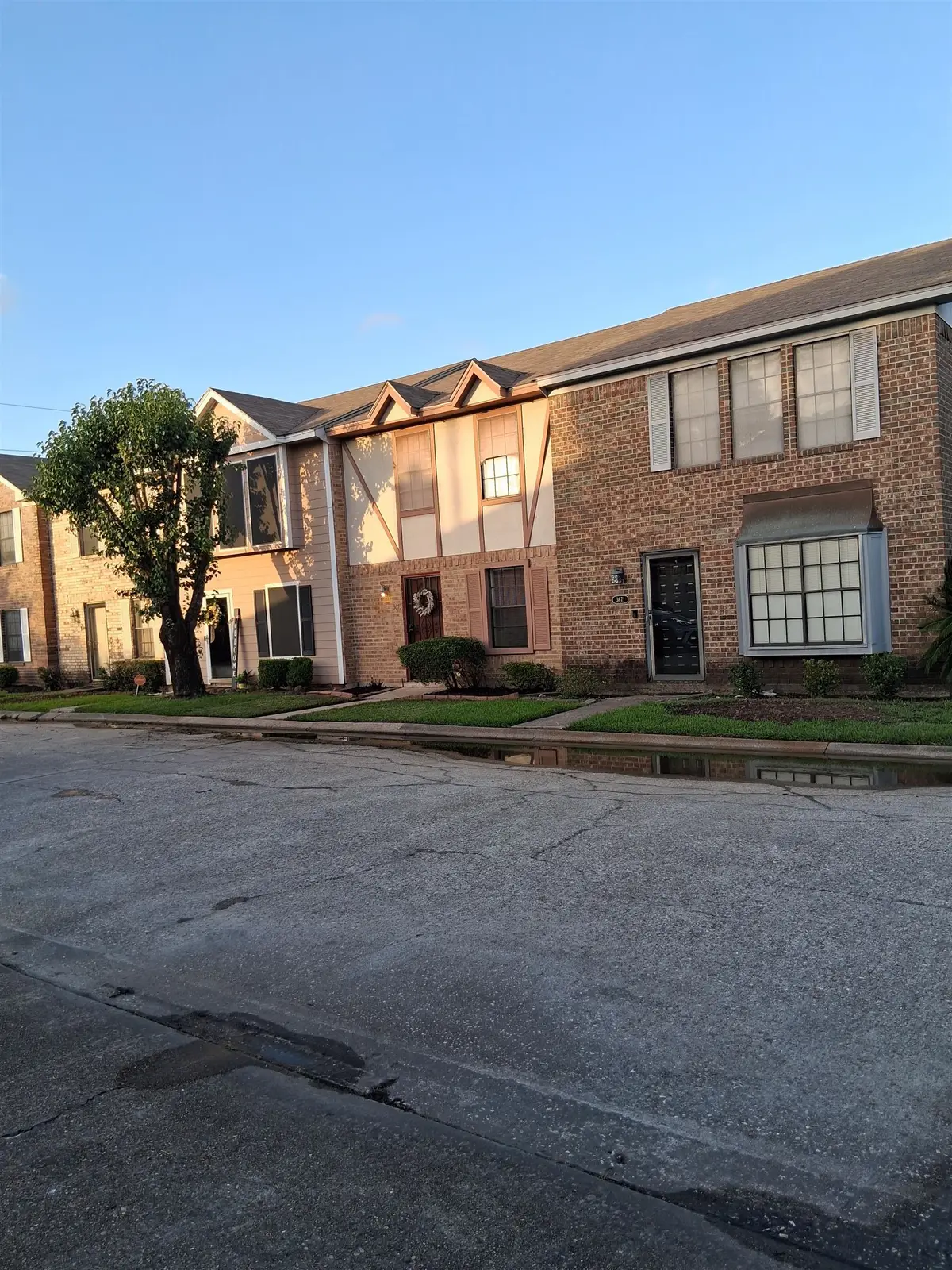 3673 Briar Creek Dr, Beaumont, TX 77706 - #1