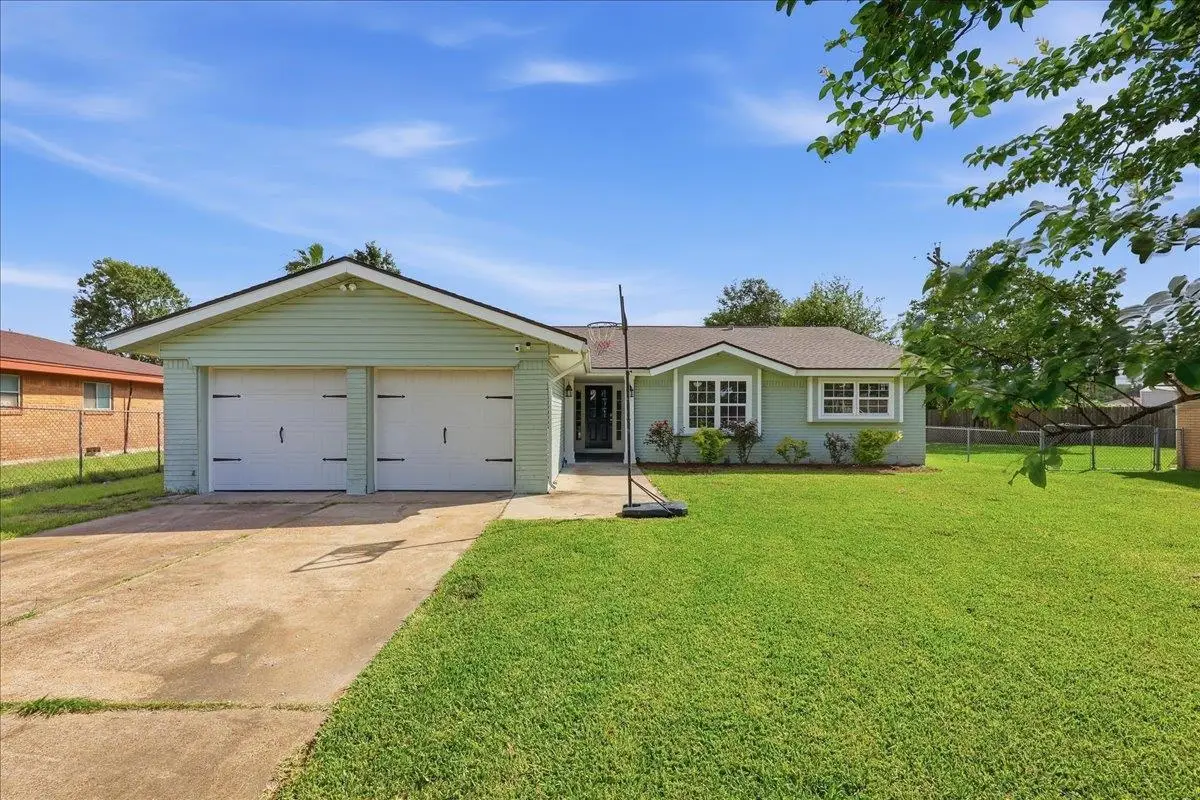 1020 Arthur, Bridge City, TX 77611 - #1