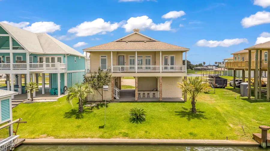 2001 Laguna Harbor Cove Blvd, Port Bolivar, TX 77650 - #2