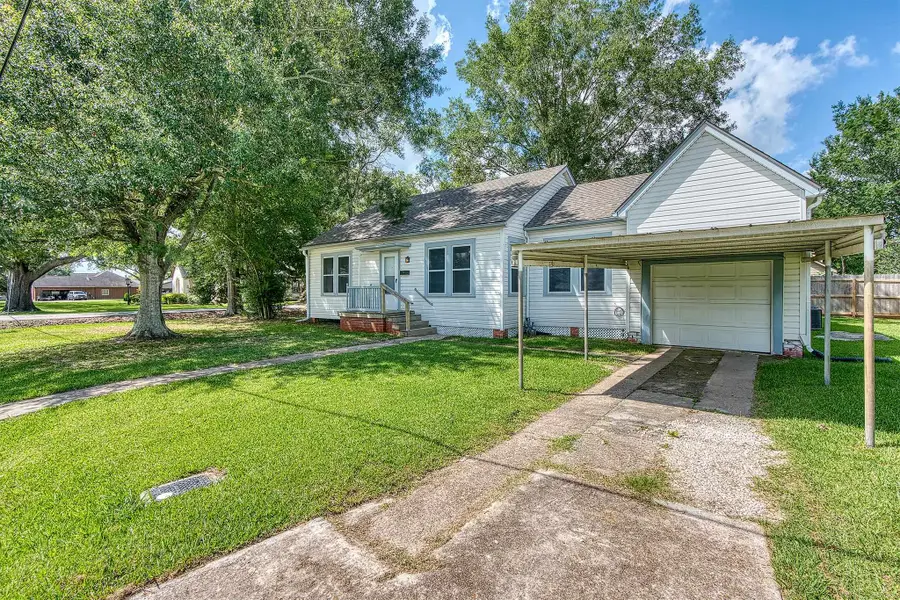503 N 13th, Nederland, TX 77627 - #2