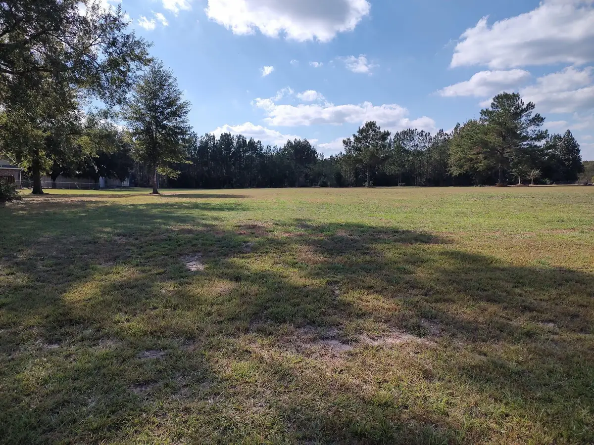 10019 Reed Ranch Rd, Silsbee, TX 77656 - #1
