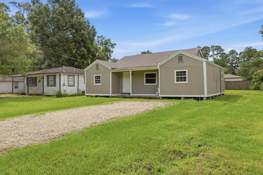 780 Orange St, Vidor, TX 77662 - #3