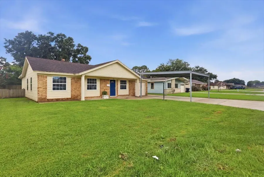 612 S 1st 1/2 St., Nederland, TX 77627-0000 - #2