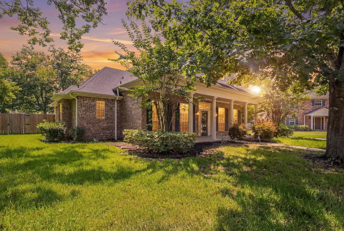 4 Twin Circle Drive, Beaumont, TX 77706 - #1