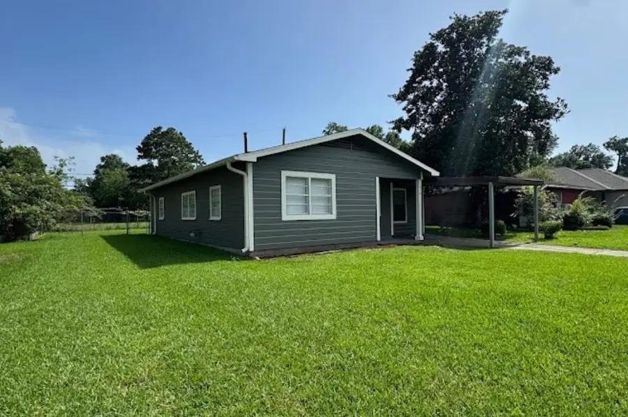 1819 Lincoln Dr, Orange, TX 77630 - #3