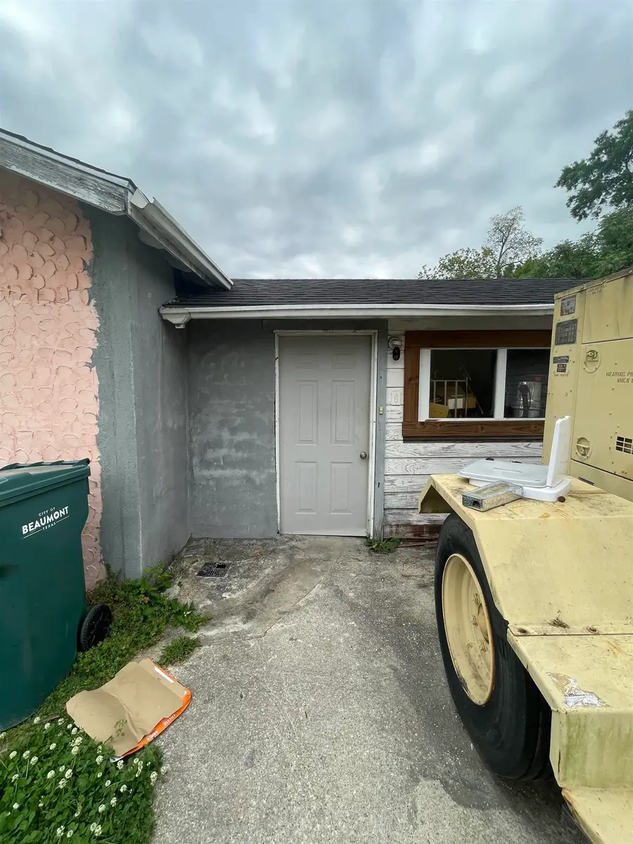 4402 Dallas Ave, Beaumont, TX 77703 - #3