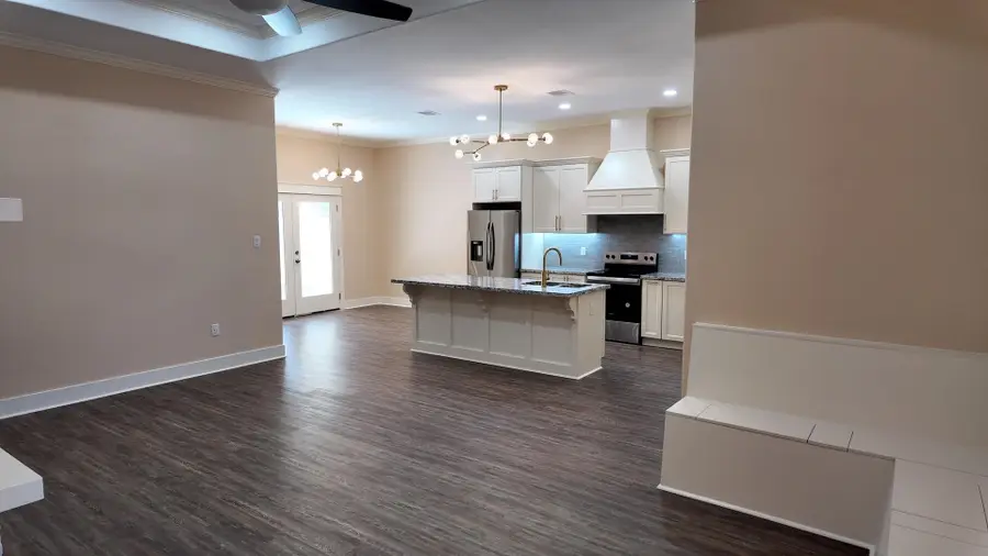 10730 Vinson Street, Beaumont, TX 77713 - #2