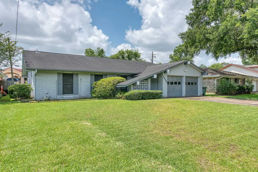 4055 Diane Dr, Beaumont, TX 77706 - #3
