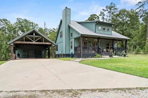 320 Idlewood Ct, Brookeland, TX 75931
