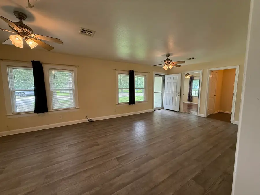 4549 13th Street, Port Arthur, TX 77642 - #3